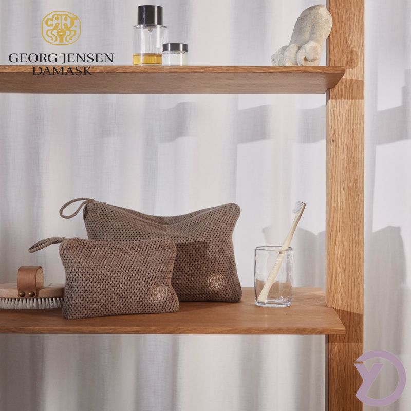 Toilettaske og kosmetikpung fra Georg Jensen Damask