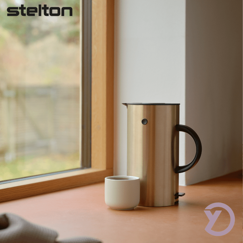 EM77 1,5L Elkedel i Brushed Brass fra Stelton